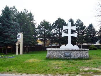 Zinga chráni slovenský znak v Snine. Zinga + Zinga Alu ZM.