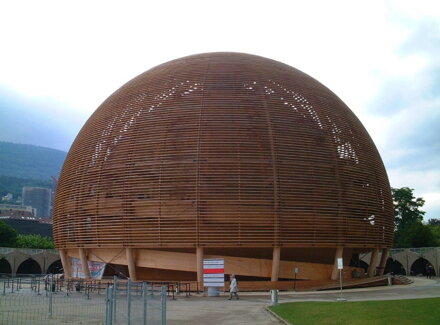 Palais de l’Equilibre, EXPO.02 - WoodCare UV